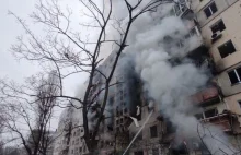 Rosyjski ostrzał wieżowca w Kijowie. Wiele ofiar nocnych ataków.