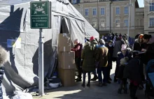 Setki uchodźców opuściły Kraków. Podstawiono pociągi i autobusy