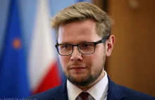 Czy minister Michał Woś to płatny agent zagranicy?