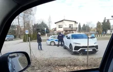 Kierowca Lamborghini po amfetaminie chciał wjechać do kościoła