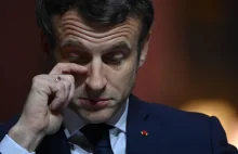 Macron chce być jak Zełenski? Internauci bezlitośni dla prezydenta