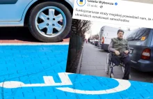 Warszawa: odholowali samochód niepełnosprawnemu uchodźcy z Ukrainy. Ma zapłacić.