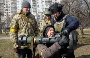 Biden ogłosi dziś kolejne dostawy broni dla Ukrainy o wartości 800 mln dol.