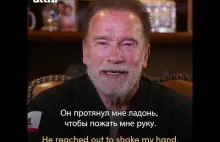 Arnold Schwarzenegger apeluje do Rosjan.