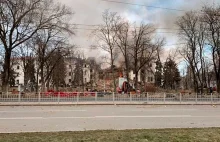 Mariupol. Pod gruzami teatru uwięzione setki osób. Akcja ratunkowa mimo ostrzału