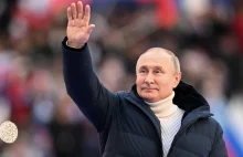 Putin przemawiał w kurtce skrywające kamizelkę kuloodporną