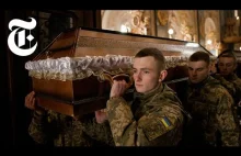 Krótki reportaż spod Lwowa - ostatnia droga ukraińskiego żołnierza (ang.)