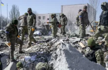 Inwazja na Ukrainę. Rosja stawia ultimatum w sprawie Mariupola [RELACJA NA...