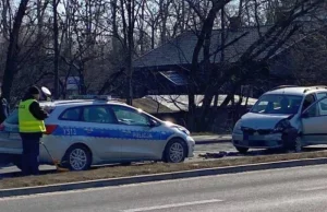 Policjantka sprawcą kolizji na ul. Tatarskiej. Została pouczona