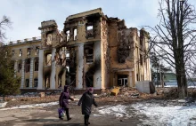 Ukraiński oligarcha finansował program malowania swastyk na Ukrainie