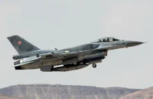 Rakiety polskich F-16 dosięgają Moskwy, dolecą "w try miga"! Broń pochodzi z USA