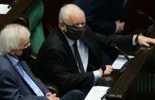 Jarosław Kaczyński: kto nie podniesie ręki za zmianą konstytucji, dokłada...