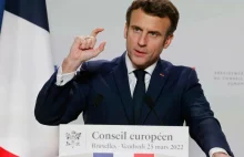 Macron: Nie nazwałbym Putina rzeźnikiem