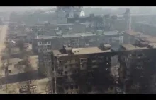 Kolejne nagranie z drona obrazujące rozmiar zniszczeń Mariupola