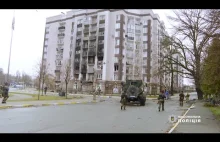 [Wideo] Ukraińska policja i saperzy wchodzą do Buczy