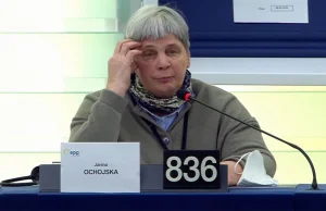 Ochojska przyznała, co robiła w PE, by nie przekazywać pieniędzy rządowi