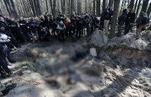 Zbrodnia Rosjan w Motyzinie. Ukraińskie władze pokazały masowy grób