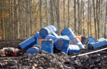 Na nielegalnym składowaniu odpadów zarobili 30 mln zł. Zatrzymano 18 osób