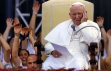 Memy z Papieżem. Dlaczego Jan Paweł II stał się obiektem żartów?