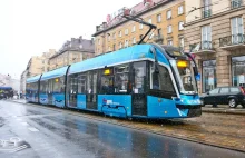 Zobacz jak powstają NASZPIKOWANE TECHNOLOGIĄ tramwaje Moderus Gamma 2