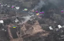 Ukryty ukrainski czolg atakuje kolumne