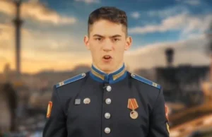 Szokujący film ruskiej propagandy. Młodzi Rosjanie nadal walczą z... Hitlerem?