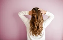 Jak przyspieszyć porost włosów? A może rzucić szampon?