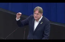 Guy Verhofstadt w PE mówi, że sankcje nie działają
