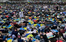 "Dywan z ludzi" w berlińskiej dzielnicy rządowej. To protest