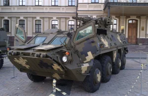 Ukraiński BTR-4 rozwala 2 kacapskie czołgi