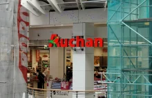 Problemy Auchan w PL. Zainteresowanie produktami spadło niemal o połowę