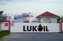 Łukoil ostrzega, że rafinerie mogą wstrzymać produkcję. Ma przepełnione...