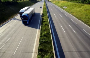 UE wprowadza zakaz wjazdu dla rosyjskich i białoruskich ciężarówek