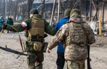 Masakra w Mariupolu. Żołnierze Putina zabijają cywilów na ulicach