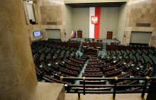 Posłowie dostali kolejną podwyżkę z Sejmu. Na co?