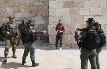 Starcia izraelskiej policji z Palestyńczykami w Jerozolimie. Jest wielu rannych