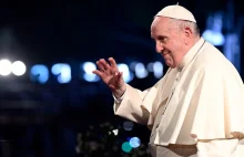 Papież modlił się, by "zakwitła zgoda", a "przeciwnicy podali sobie ręce". Taaa