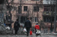 Kułeba: Mariupol może stać się "czerwoną linią". "Miasto już nie istnieje"
