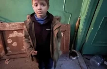 Siedmiolatek z Mariupola "dziękuje" Rosjanom. Wideo hitem internetu