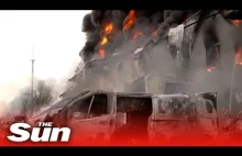 Ukraińscy strażacy walczą z pożarami wywołanymi ostrzałem Lwowa przez rosjan