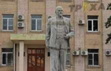 Rosjanie ponownie ustawili w Heniczesku pomnik Lenina. "Żyją przeszłością"