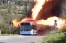 Co dzieje się z elektrycznym autobusem, gdy płoną jego baterie?