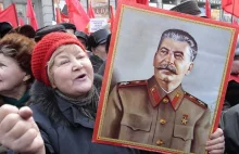 Czy Rosjanie zwariowali? Znowu kochają Stalina i chcą przywrócenia ZSRR