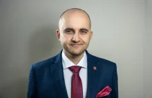 Dariusz Matecki. Czy można nazywać go faszystą, antysemitą, trollem, rasistą...