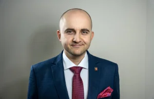 Dariusz Matecki. Czy można nazywać go faszystą, antysemitą, trollem, rasistą...