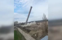 Wyburzenie 100-metrowego komina na terenie Wiskordu w Szczecinie