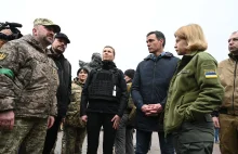 Premierzy Hiszpanii i Danii obiecali w Kijowie wsparcie dla ukraińskiej armii