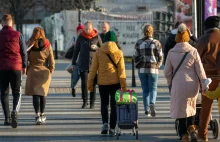 Bolesna prawda o zarobkach Polaków. Tak się żyje za średnią krajową