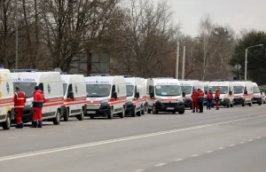 Wielka Brytania przekazała Ukrainie 22 karetki pogotowia i 40 wozów strażackich