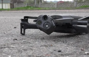 Amerykańskie drony Parrot Anafi w Ukrainie. Na froncie okazały się bezużyteczne